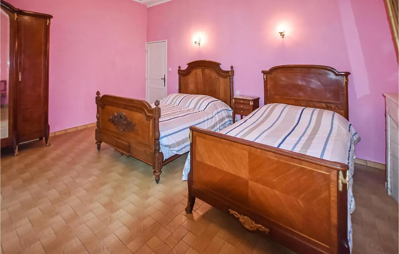 Holiday home 2 Bedroom Beautiful Home In Avignon