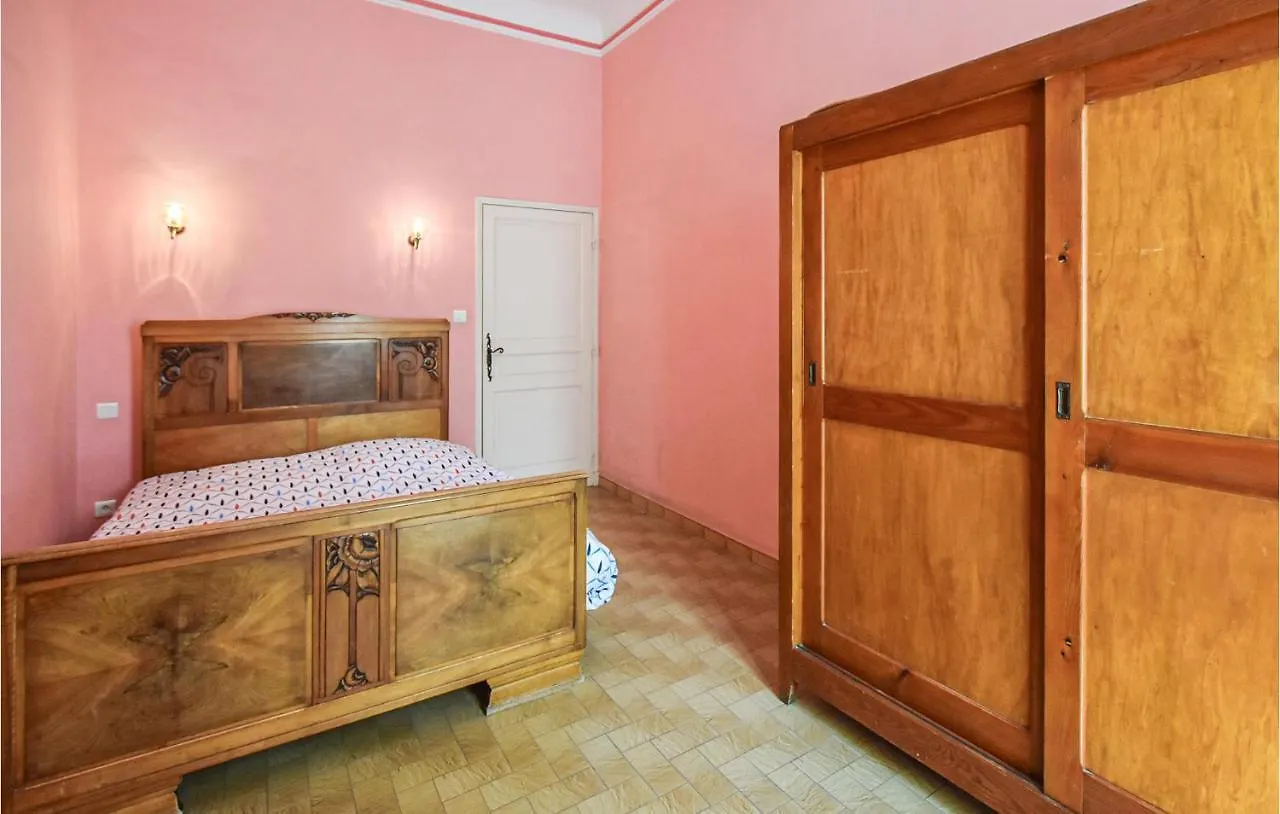 Holiday home 2 Bedroom Beautiful Home In Avignon